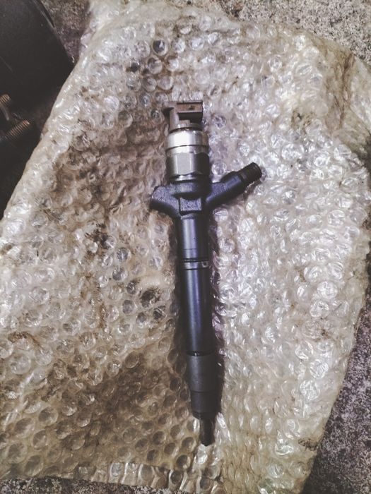 Форсунки таета  хайлюкс дизель