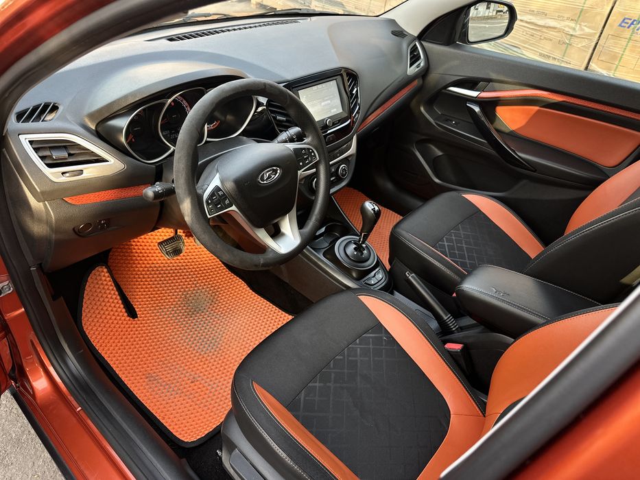 Lada Vesta Cross 1.8 2019 год пробег 116000 км, багажник пятно,автомат