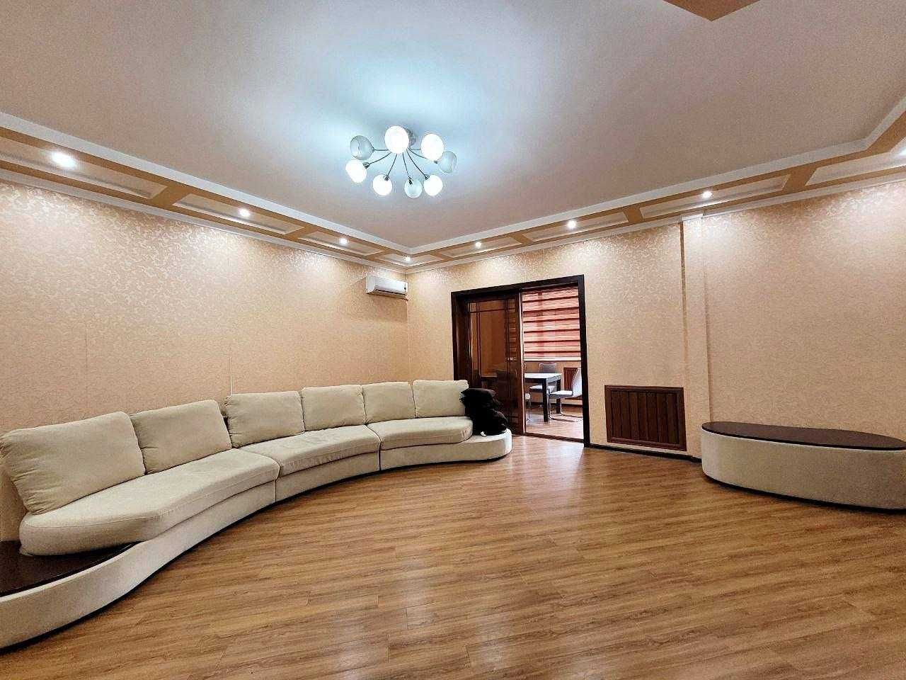 Продается ул. Тойтепа  Ц-1, 3/3/5 110м2