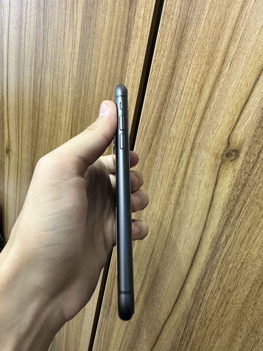 iphone 11 black 128 gb 76 % korobka bor