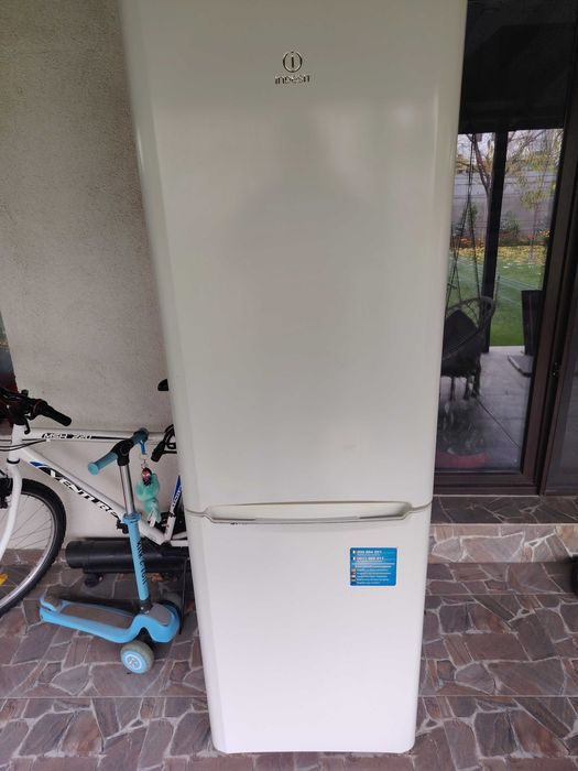 Frigider/combina frigorifica