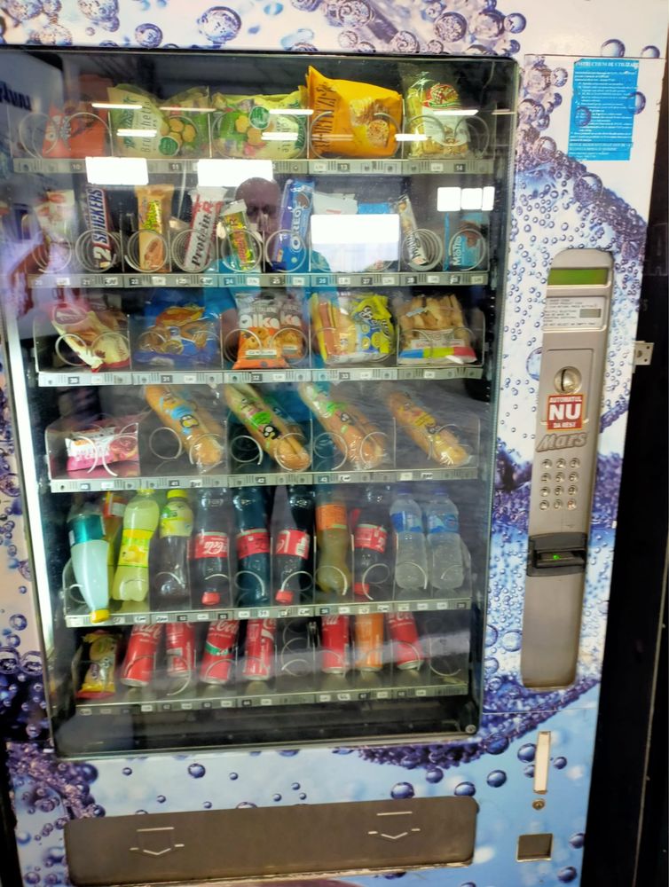 Firmă profitabilă de automate cafea si snack-uri Bucuresti- de vânzare