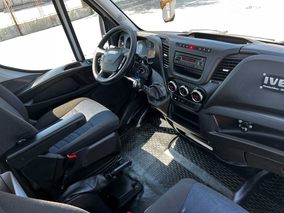 Iveco Daily 35C 18 / bascula de fabrica pe cutie - sateliti blocabili