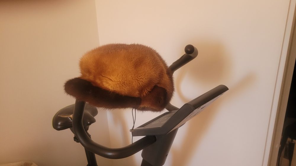 Шапка норковая женская