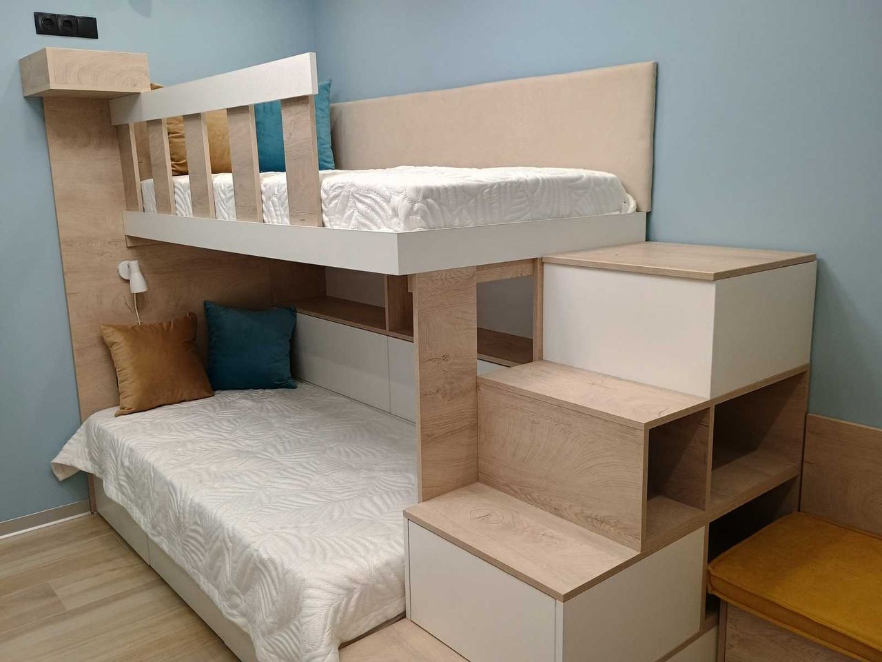 Дава се под наем Тристаен апартамент в София, Надежда 1 - 90 кв.м за 325 € - Снимка #7