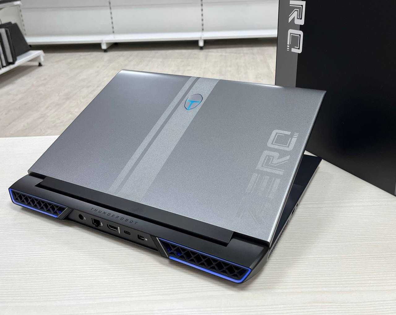 Почти новый THUNDEROBOT Core i7-13/ОЗУ32/SSD1Tb/RTX4070-8гб/2k 240гц
