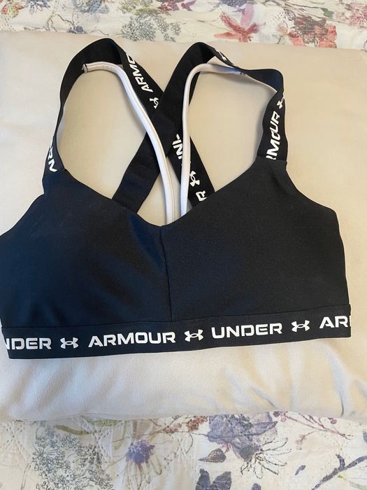 Спортно бюстие Under Armour