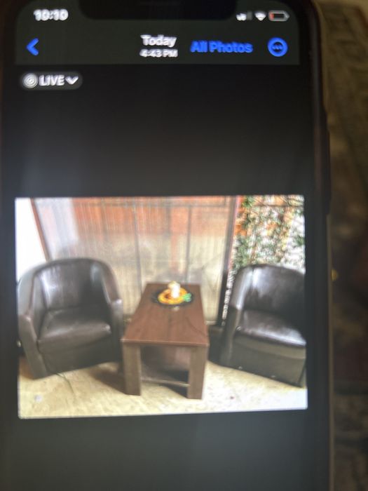 Masa si doua fotolii
