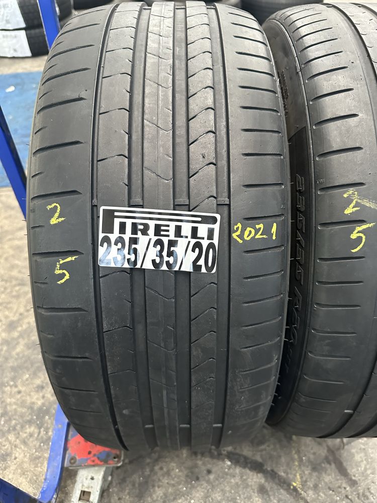 235/35/20 Pirelli