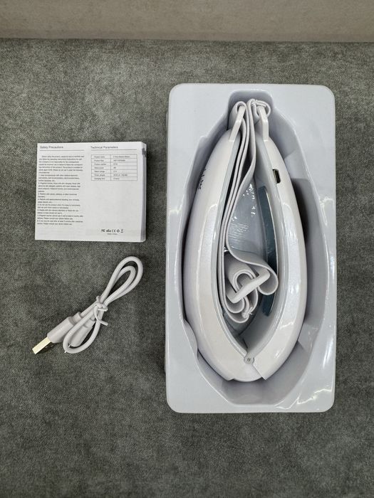 Электрический массажер для лица.