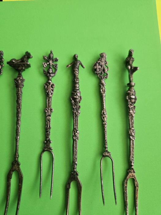 Set furculite argint