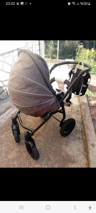 Продавам детска количка