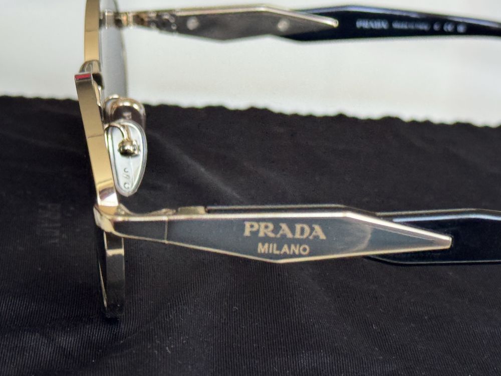 Prada – дамски слънчеви очила
