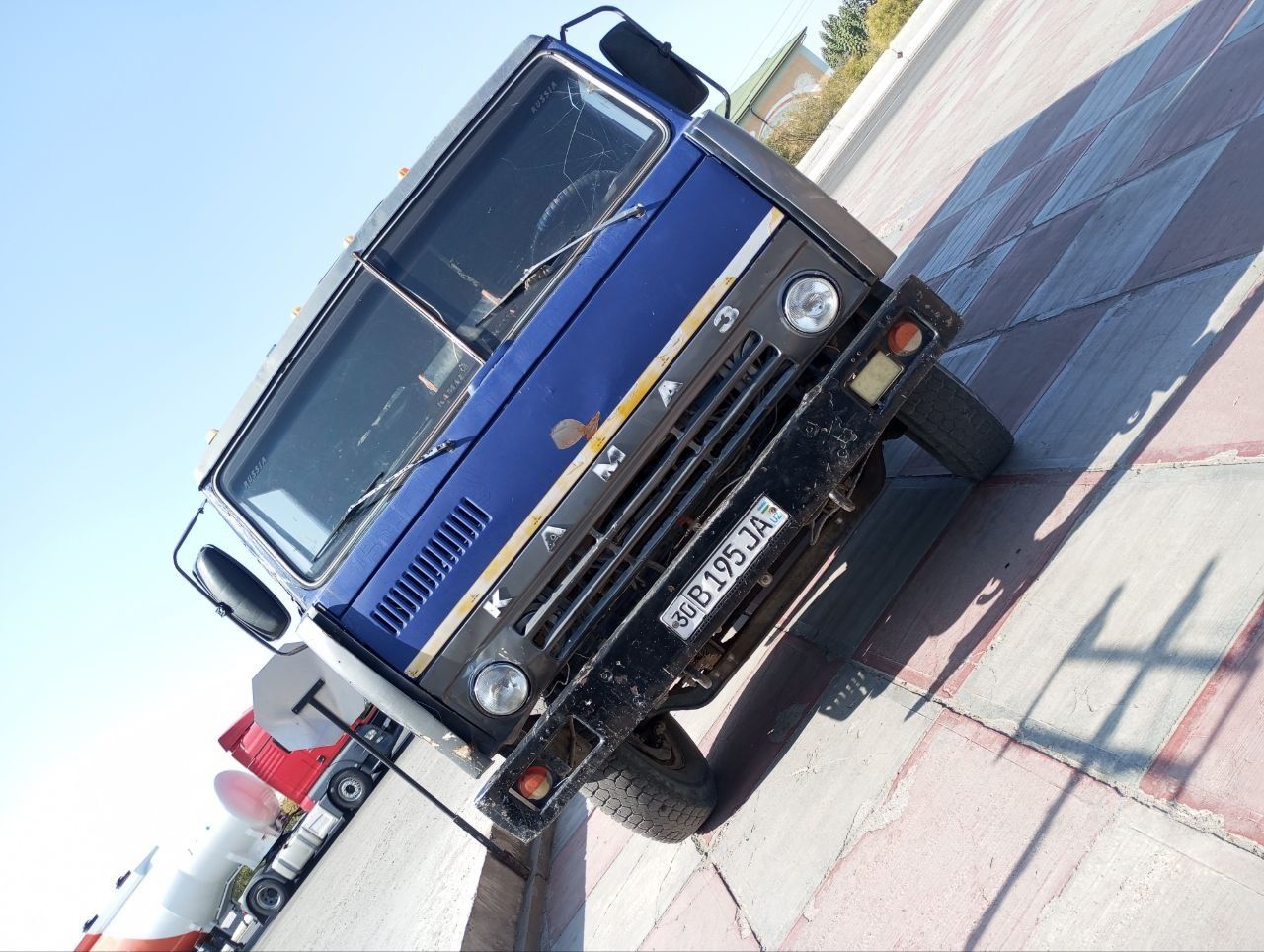 1983 yil kamaz metan gaz