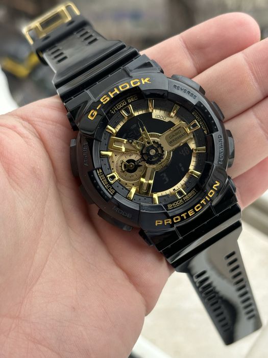 Ceas G-Shock Sport barbatesc Negru lucios-Auriu Nou