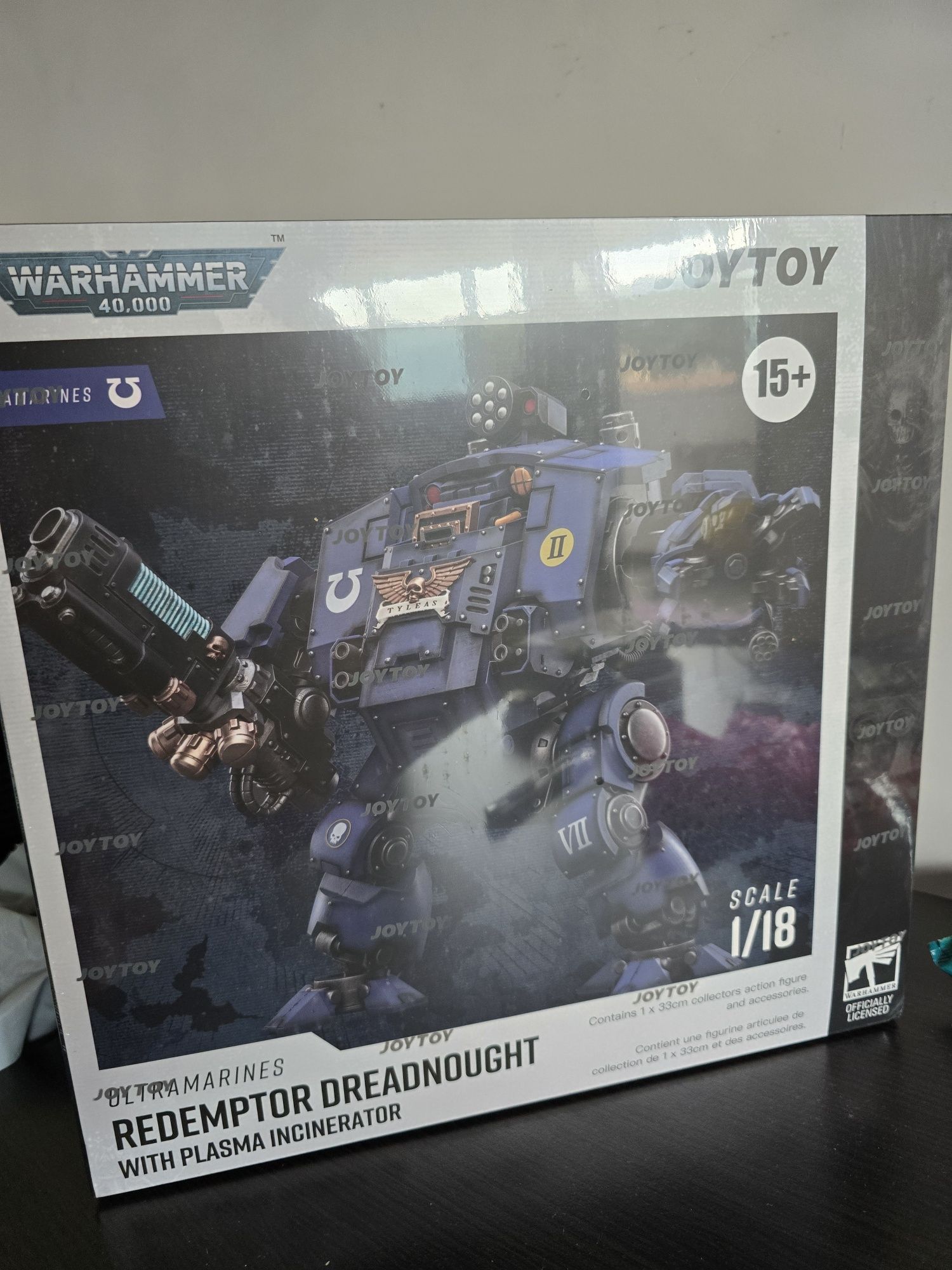 JoyToy Warhammer 40K Ultramarines Redemptor Dreadnought Tyleas
