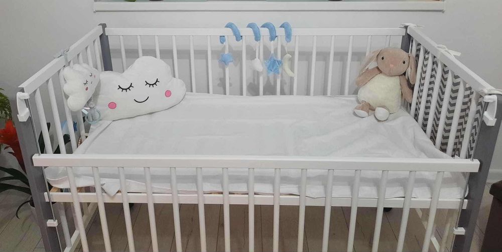 Patut din lemn bebe Qmini + Saltea Cocos Confort 8 cm
NU LIVREZ PR
