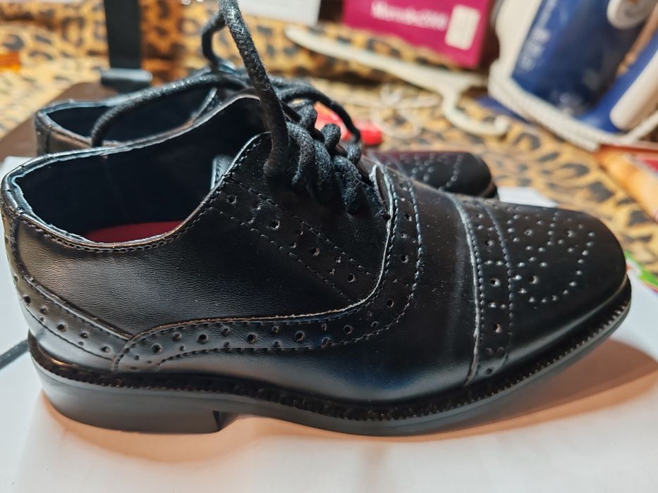 Pantofi copii nr. 24.