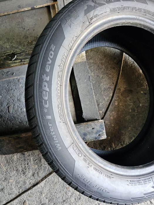 2 anvelope iarna 225 50 17 Hankook 2022