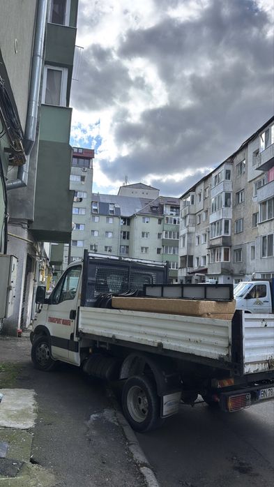 Servicii mutari mobilă/debarasări/relocari spatii si locuinte