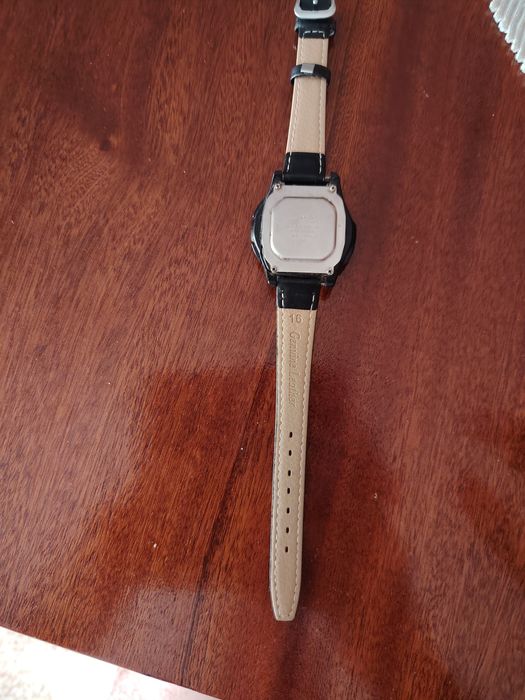 Vând ceas Casio bărbătesc și pt dama