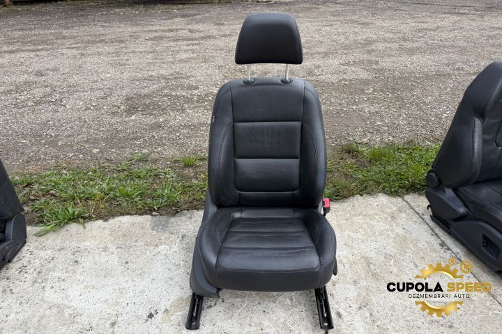 Scaun fata dreapta piele electric (mic defect) Volkswagen VW Tiguan 1
