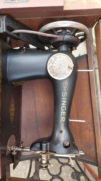 Masina de cusut singer