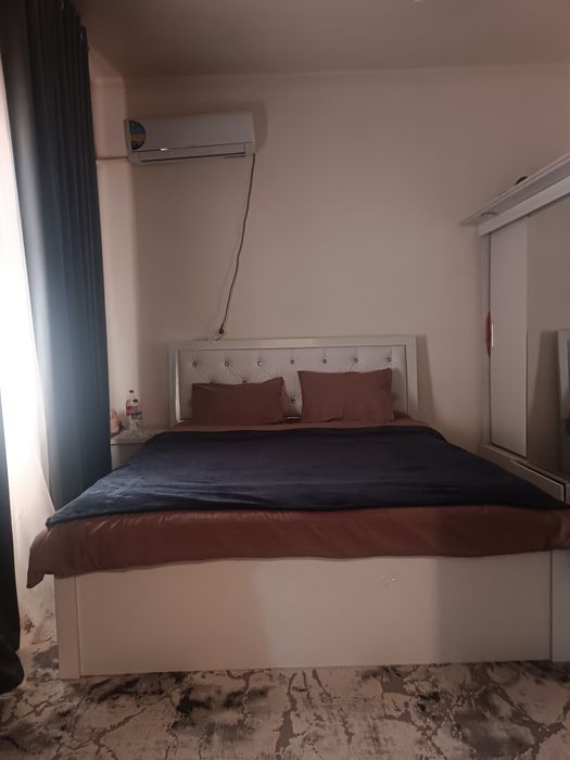 Hovli sotiladi 4 sotih