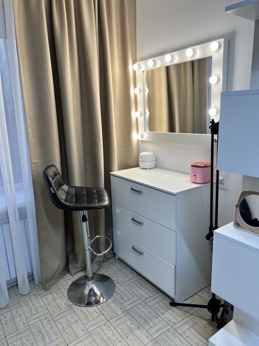 Гримерное зеркало