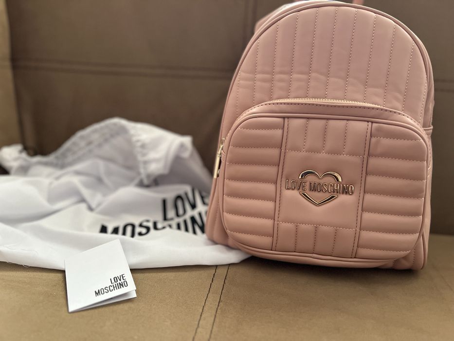 Дамска раница Love Moschino