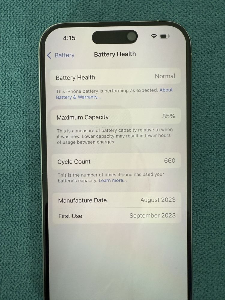 iPhone 15 Pro *E-SIM* 256Gb Много запазен!