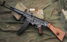 Pusca Cu LASER Si LANTERNA!! (De Putere Mare) - Model: AK47 Carabina 2