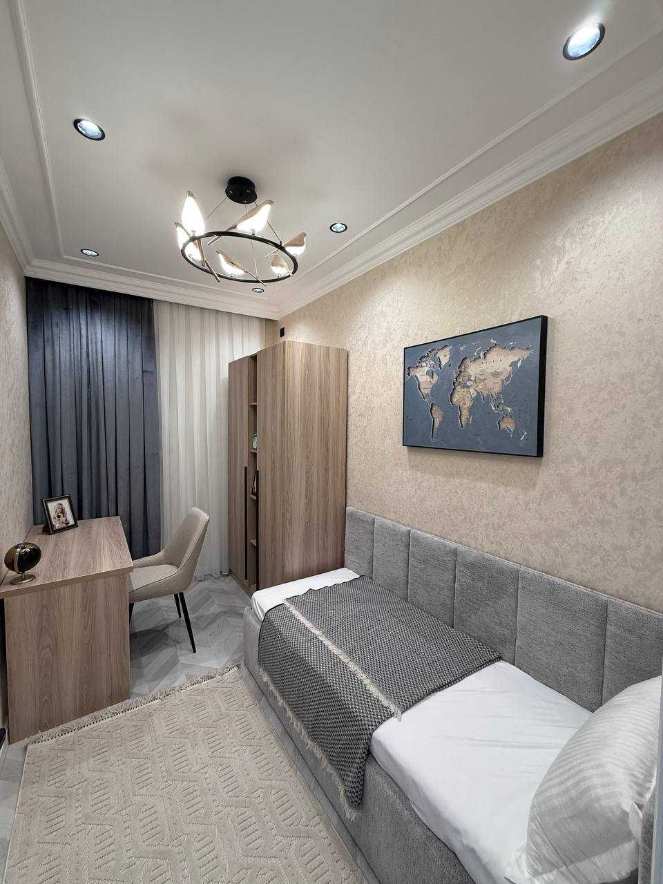 Продается вторичка, евро ремонт люкс, 3/7/9, ор-р метро Айбек, 75м2