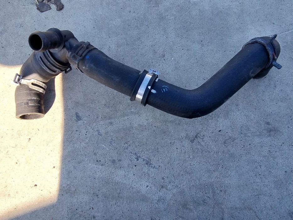 Furtun apa Mercedes Clasa C (W205) [Fabr 2014-prezent] A2742001582 2.0