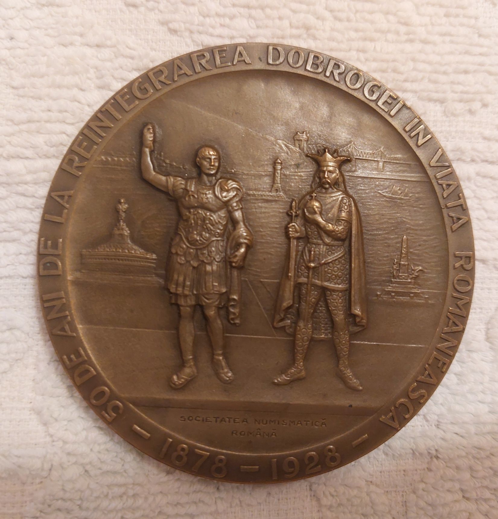 Medalie 50 ani Unirea cu Dobrobea
