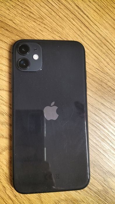 iPhone 11 black 64 gb