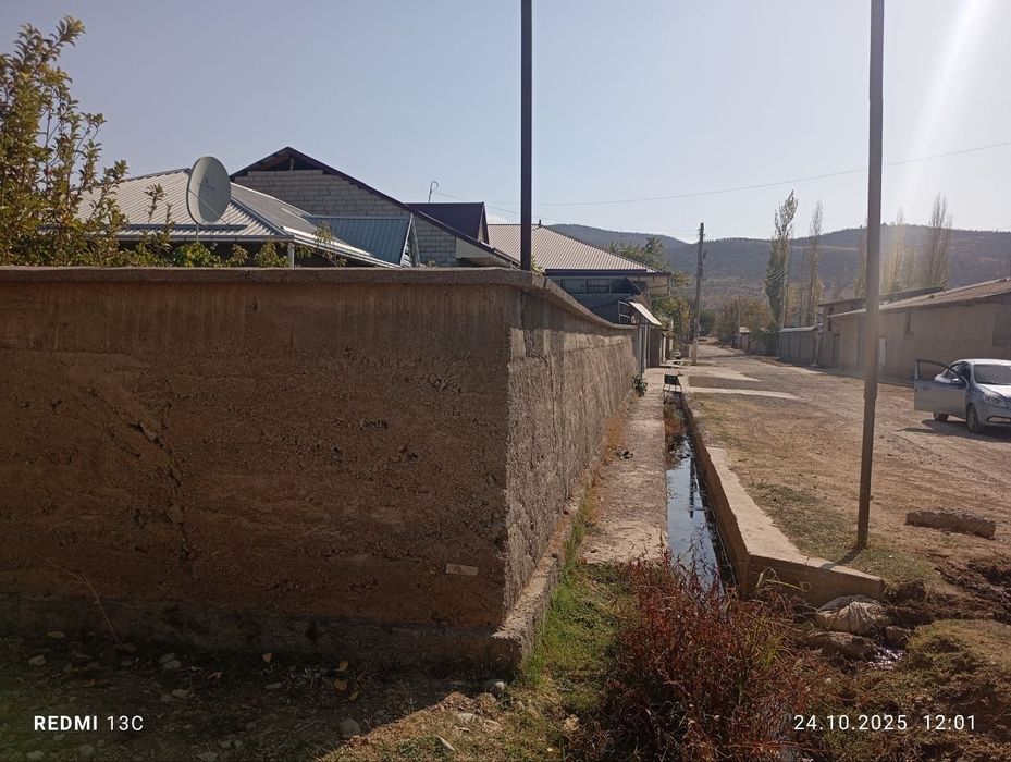 Uy sotiladi hovli srochno