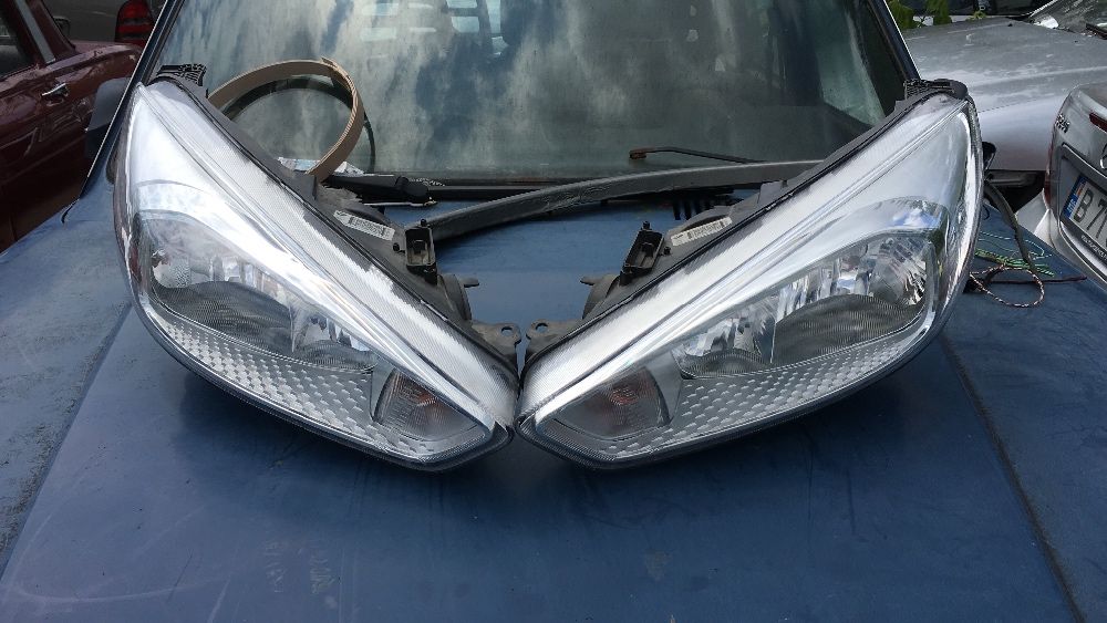 Far faruri Ford focus 3 Facelift 2014 _ 2018 stanga si dreapta