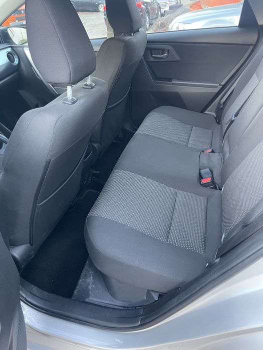 Vand Toyota Auris hybrid