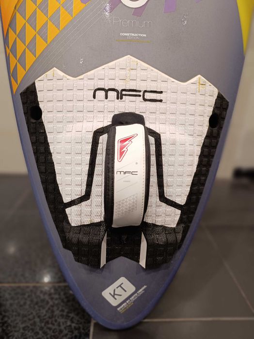 Уиндсърф дъска QUATRO CUBE QUAD 84L 2014