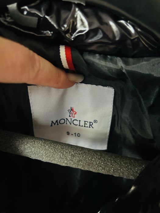 Geaca Moncler 9-10 ani