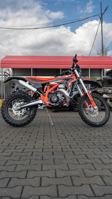 Motocicleta Beta 300 2T Xtrainer My25