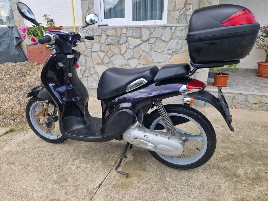 Scuter Yamaha Why, an 2009, 50cm, înmatriculat cu carte RAR, impecabil