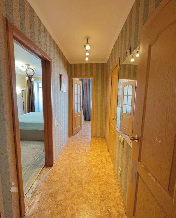 Продаётся 1 комн в 6мкрне