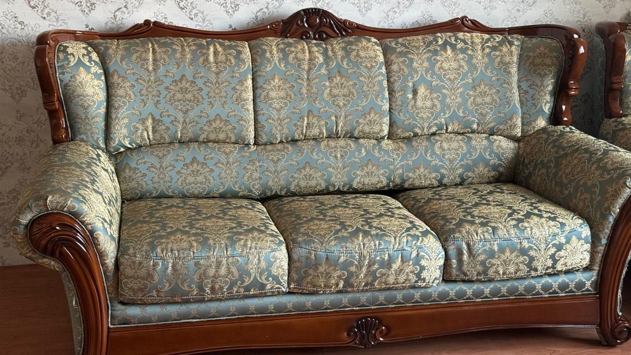 Продам диван троика