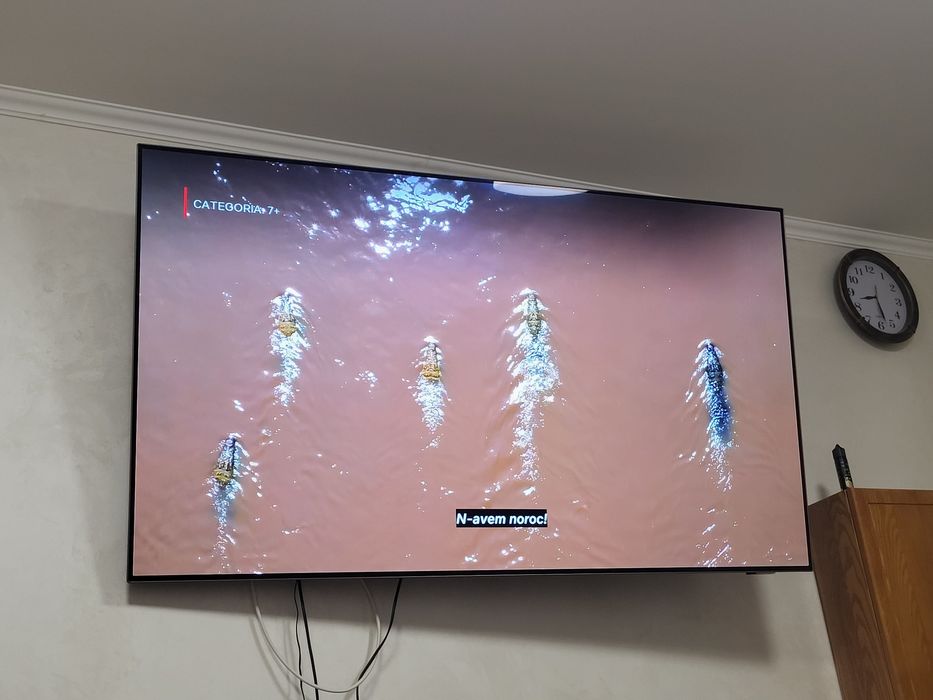 Televizor OLED 164cm 4K Ambilight Phillips UHD65OLED754