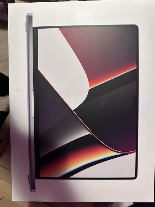 Кутия за MacBook