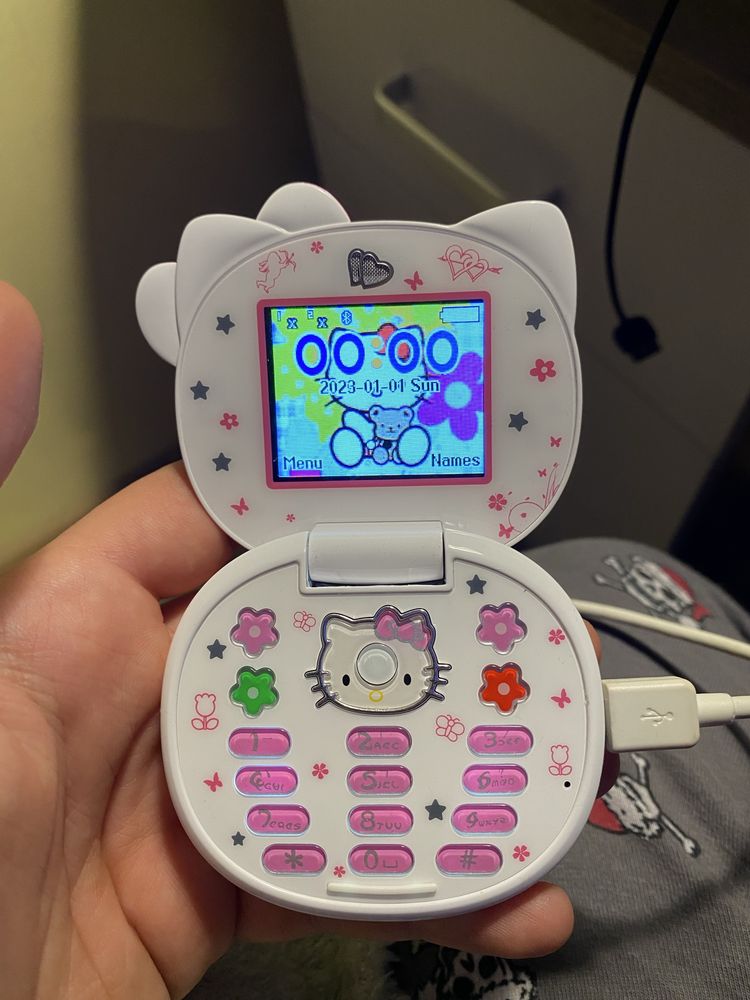 Hello Kitty телефон
