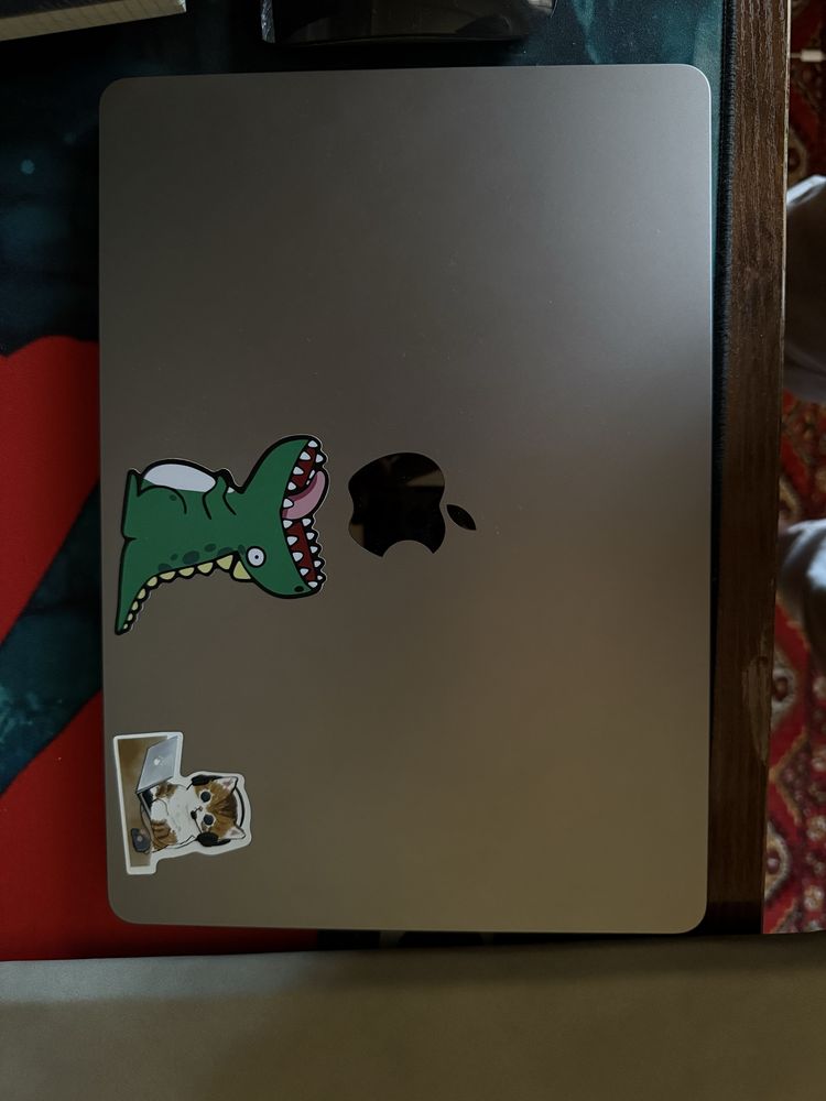 Macbook air m2 8/256