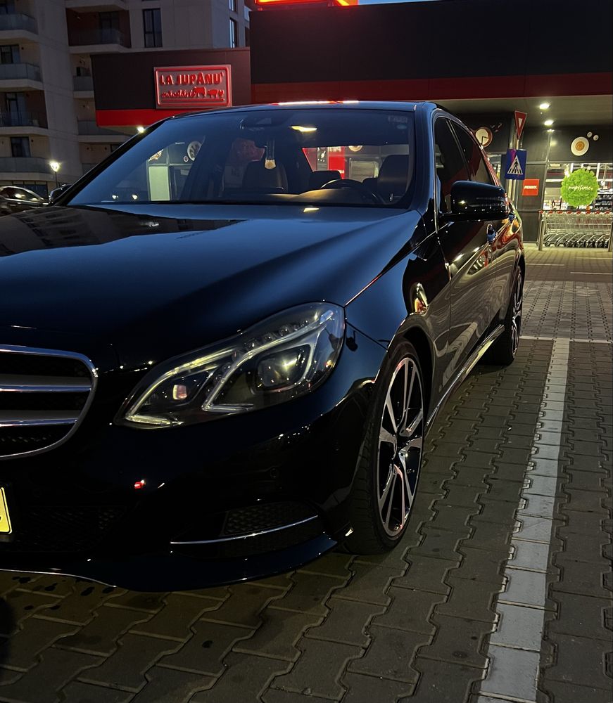 Mercedes E-Class 220